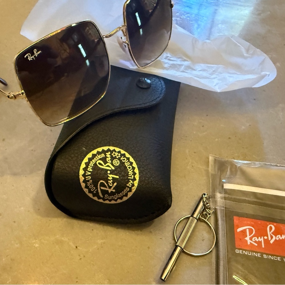 Ray-Ban Gold Frame Sunglasses with Gradient Lenses - Picture 4 of 4